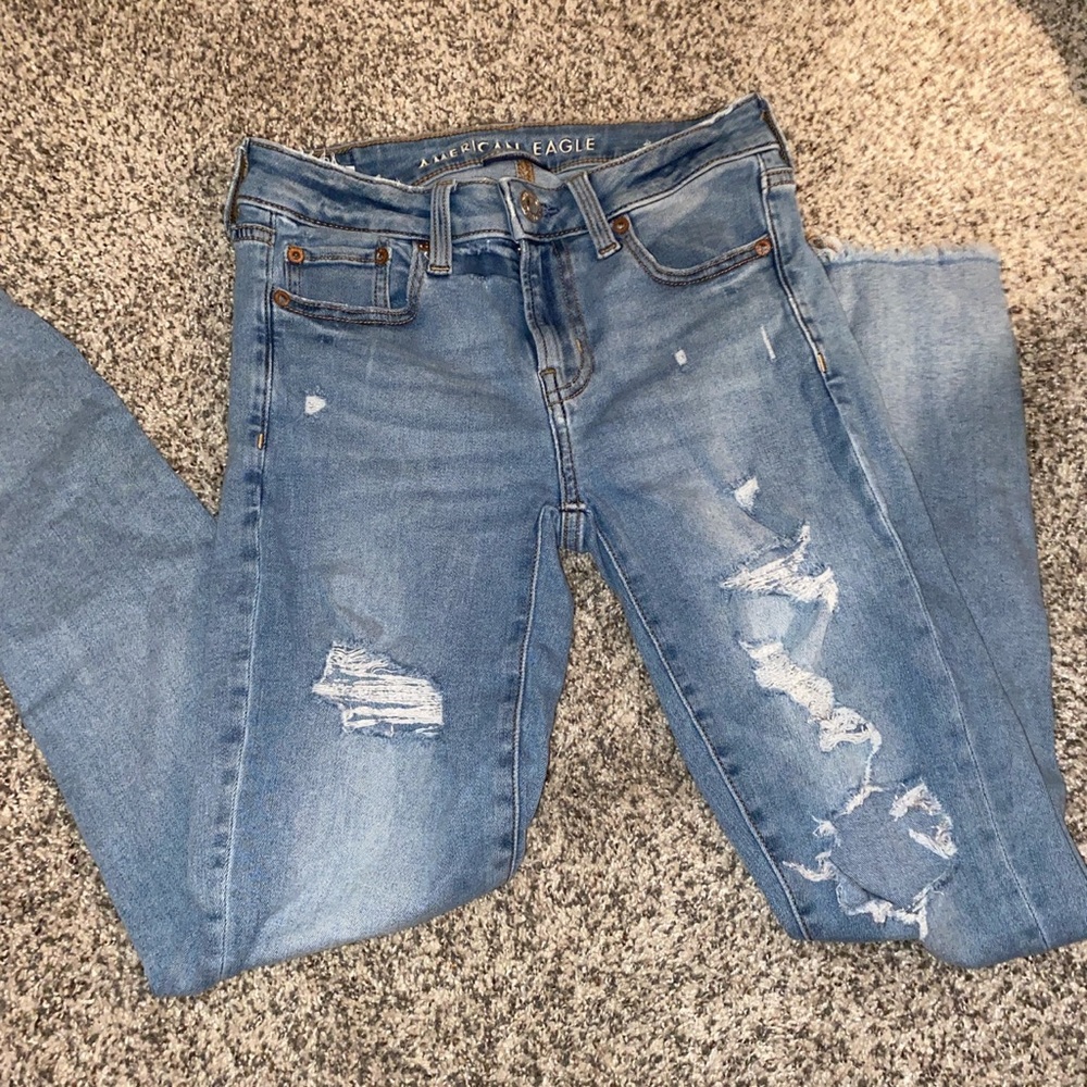 american eagle ripped jeans